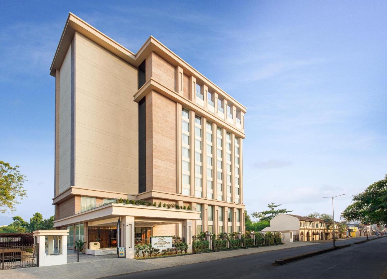 Bellevue Sarovar Premiere Junagadh Exteriör bild