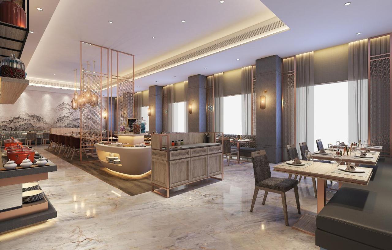 Bellevue Sarovar Premiere Junagadh Exteriör bild