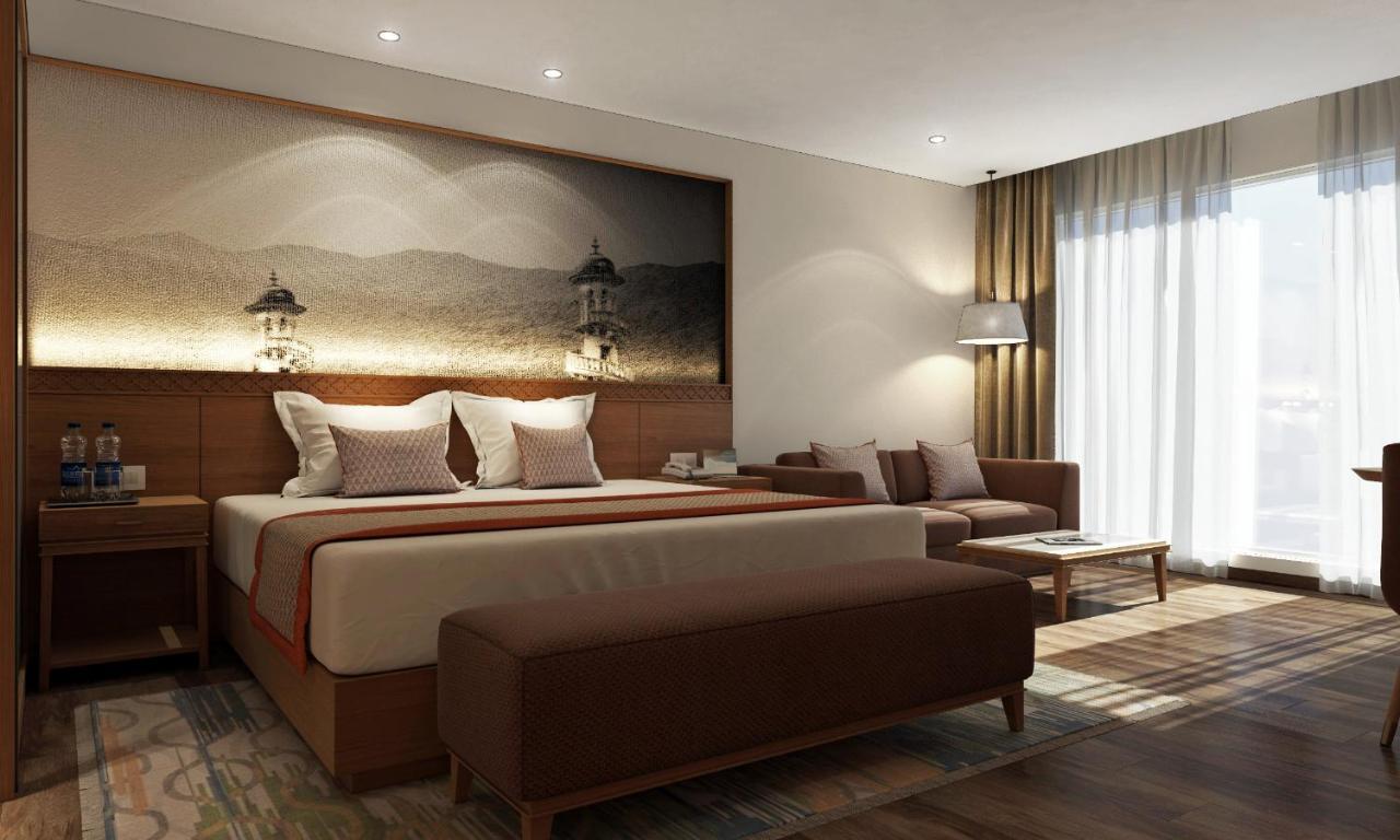 Bellevue Sarovar Premiere Junagadh Exteriör bild